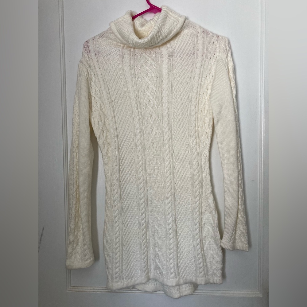 Long sleeve cable dress